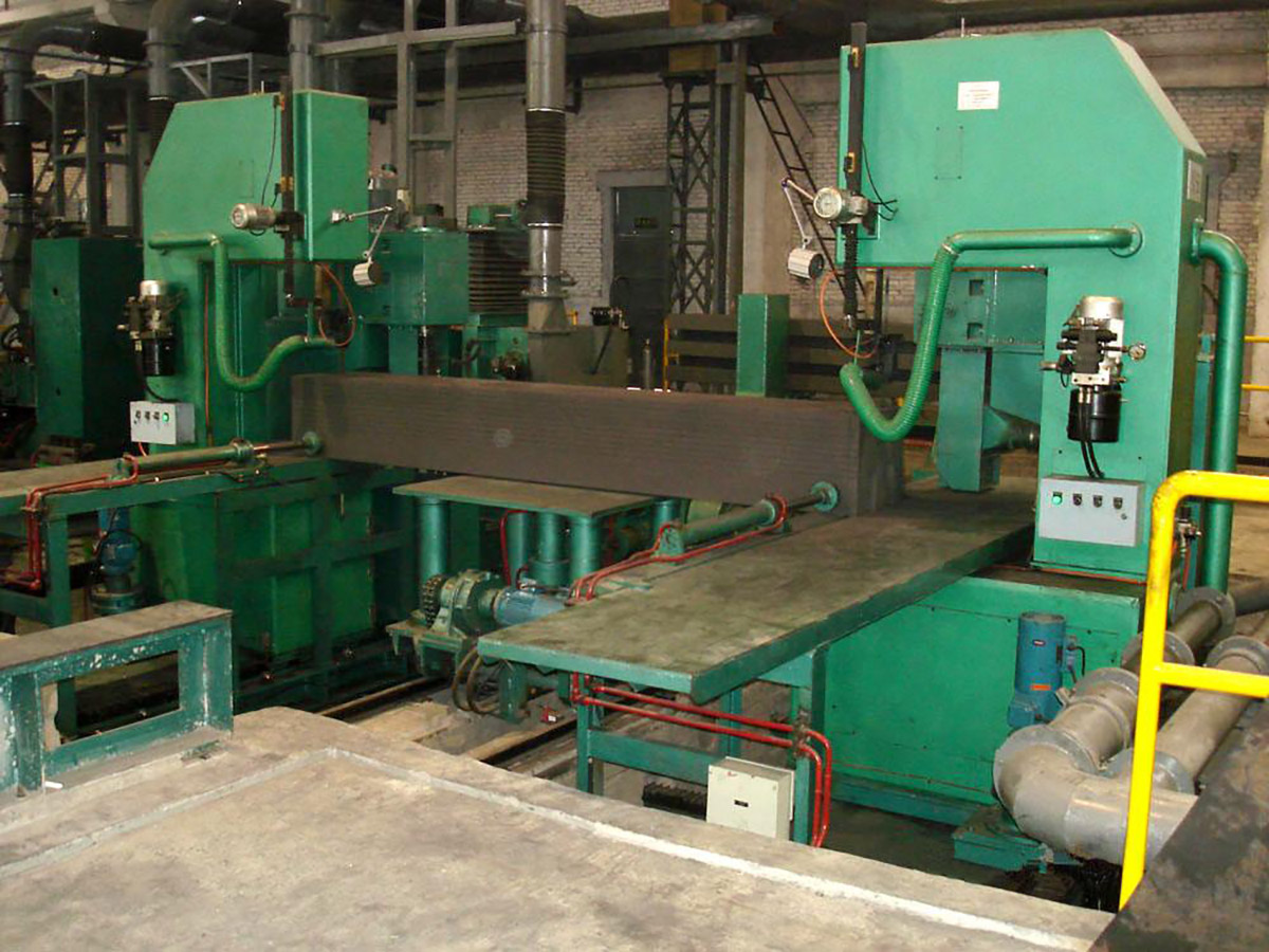 1734660742531309.jpg 鋸床