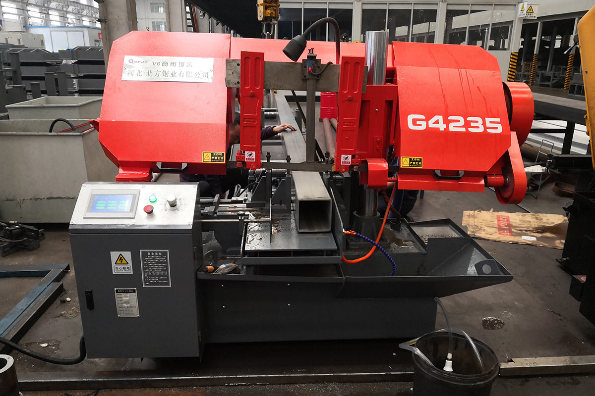 1734663093728363.jpg 鋸床